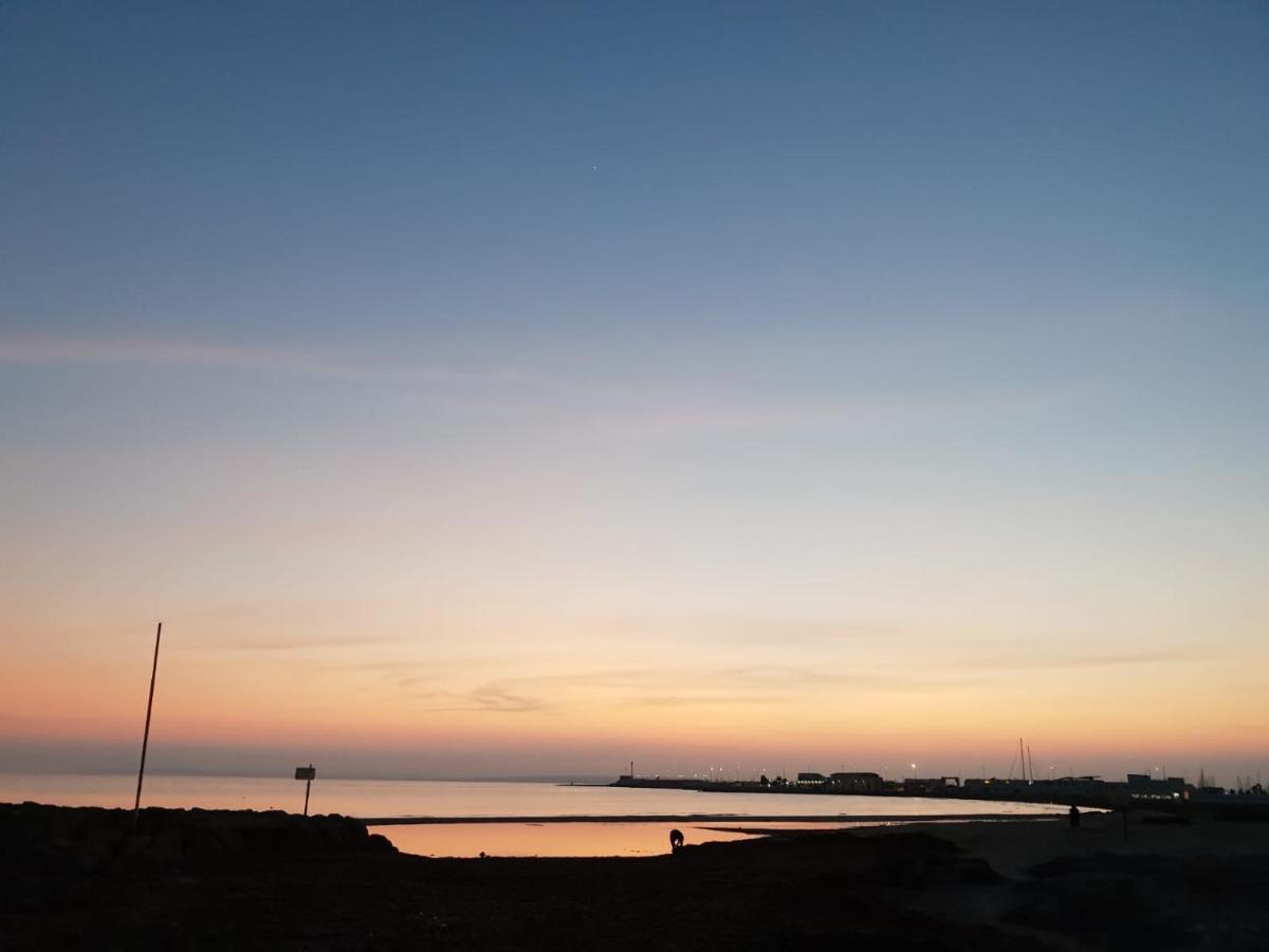 Beautiful Flat With Sea View And Sound Of The Surf Apartment Santa Pola Bagian luar foto