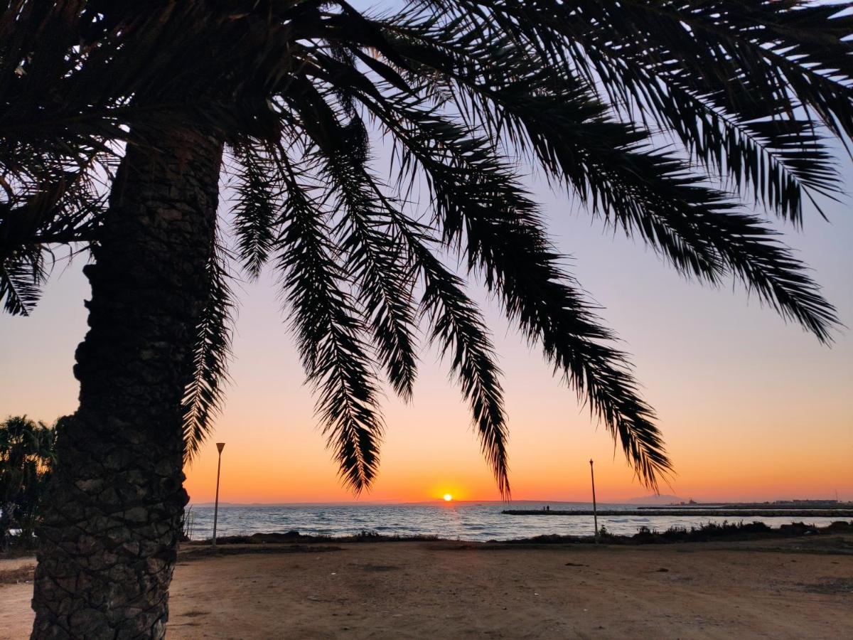 Beautiful Flat With Sea View And Sound Of The Surf Apartment Santa Pola Bagian luar foto